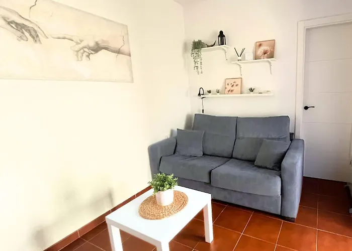 La Casa Del Remolino- Centro Histórico De Conil, Andando A La Playa