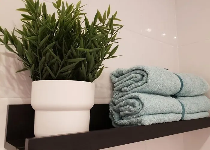 La Casa Del Remolino- Centro Histórico De Conil, Andando A La Playa