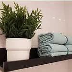 La Casa Del Remolino- Centro Historico De Conil, Andando A La Playa