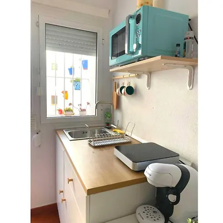 La Casa Del Remolino- Centro Historico De Conil, Andando A La Playa